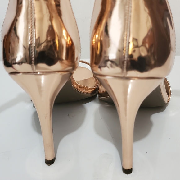 Shoes - Picture 4 of 4